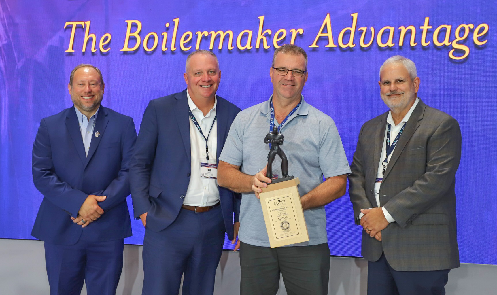 Local 433 wins top safety award